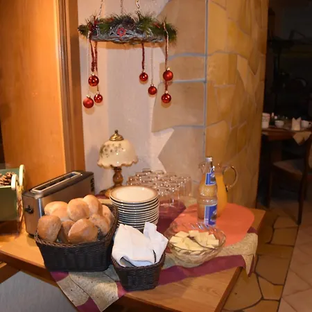 Hotel Familienhotel Zur Linde 2*